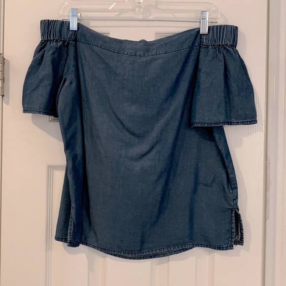 Thread & Supply Tops - Off the shoulder denim top - size M